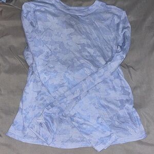 SHEIN blue camo back cut out sports tee